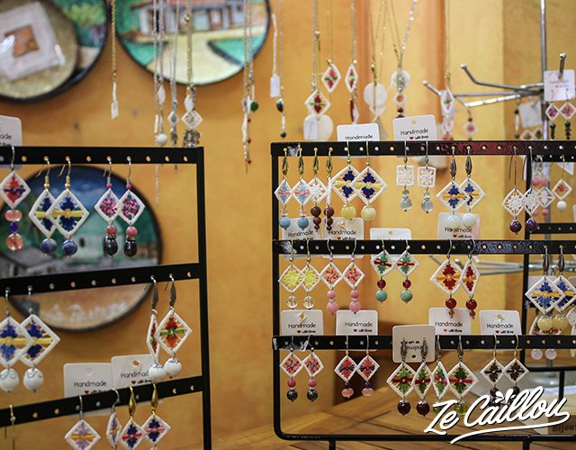 5-visite-cilaos-bijou-broderie-techer